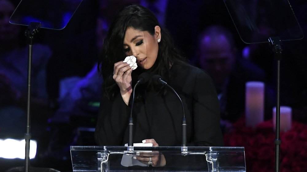 Vanessa Bryant habla durante La celebración de la vida para Kobe y Gianna Bryant en el Staples Center