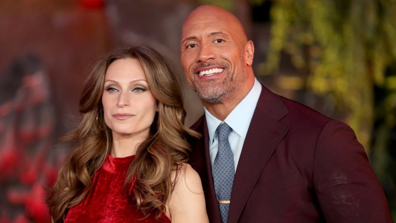 Lauren Hashian y Dwayne Johnson