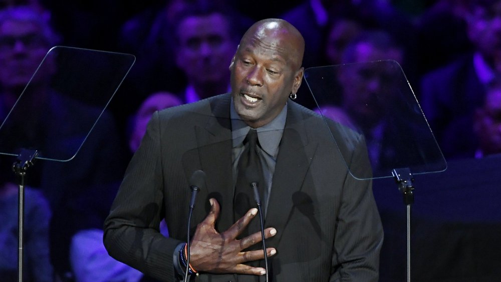 Michael Jordan en el memorial de Kobe Bryant