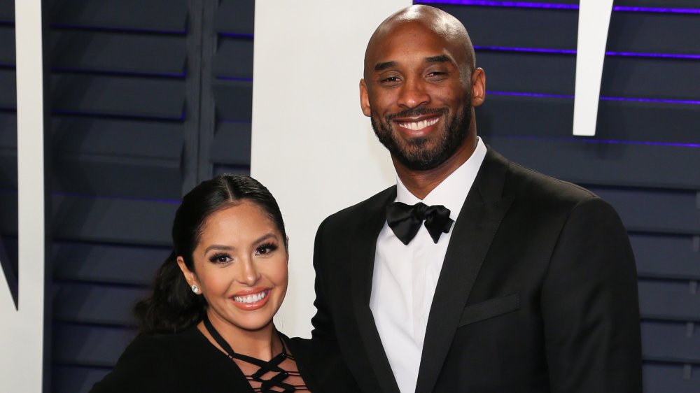 Kobe Bryant y su esposa Vanessa Laine Bryant asisten a la Vanity Fair Oscar Party 2019