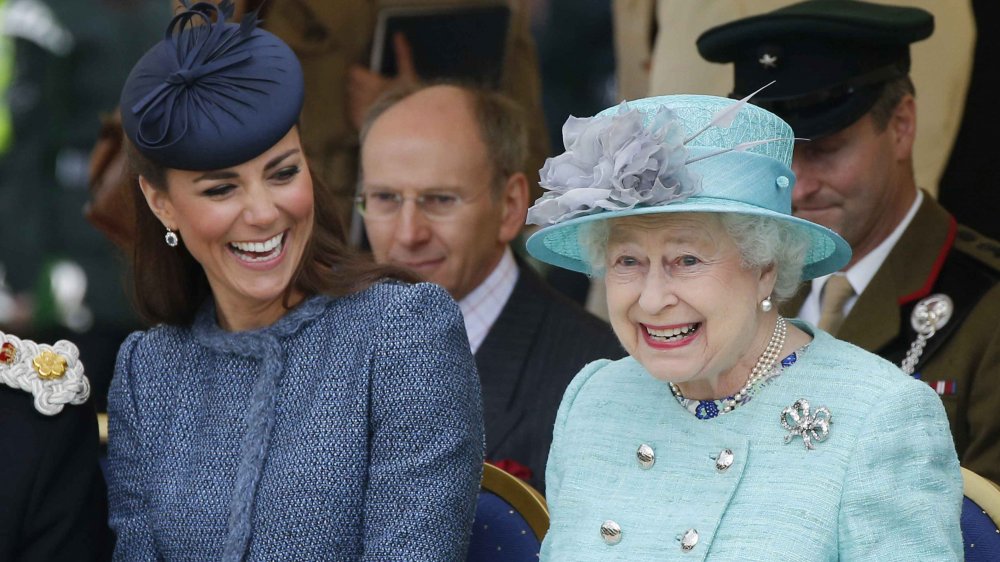 Kate Middleton y la reina Isabel 