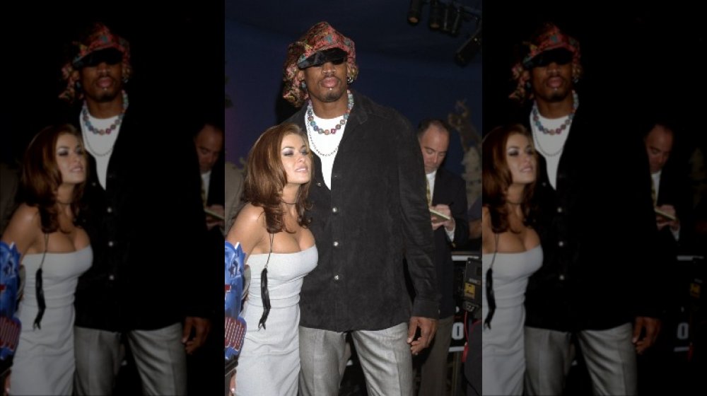 Dennis Rodman y Carmen Electra