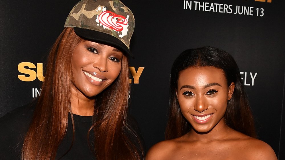 Cynthia Bailey, Noelle Robinson