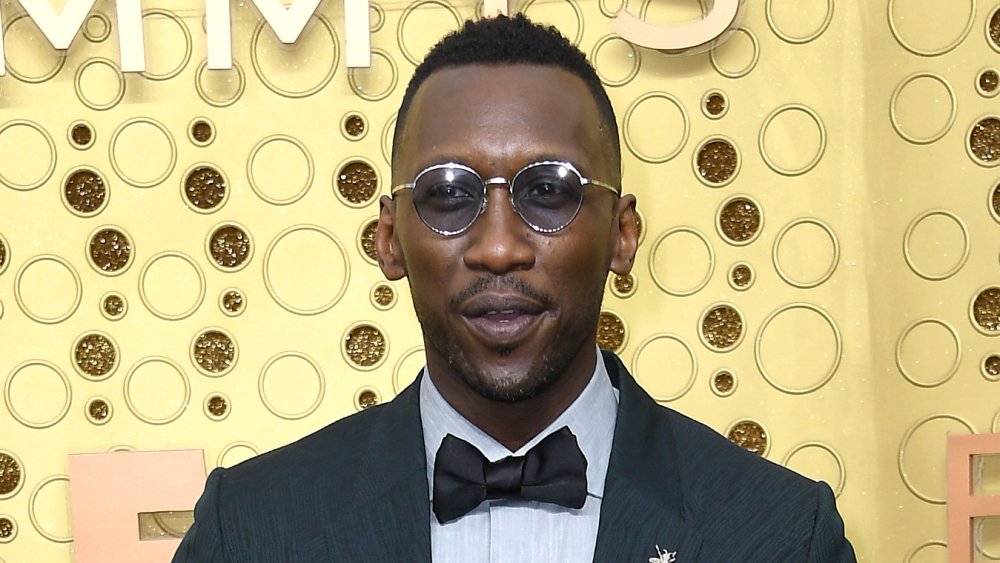 Mahershala Ali asiste a la 71a entrega de los Premios Emmy