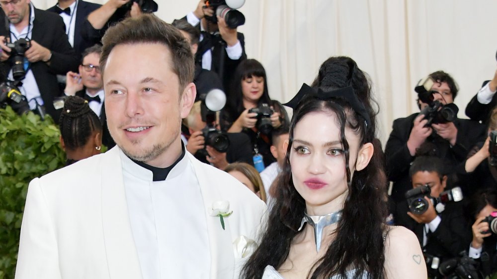 Elon Musk y Grimes 