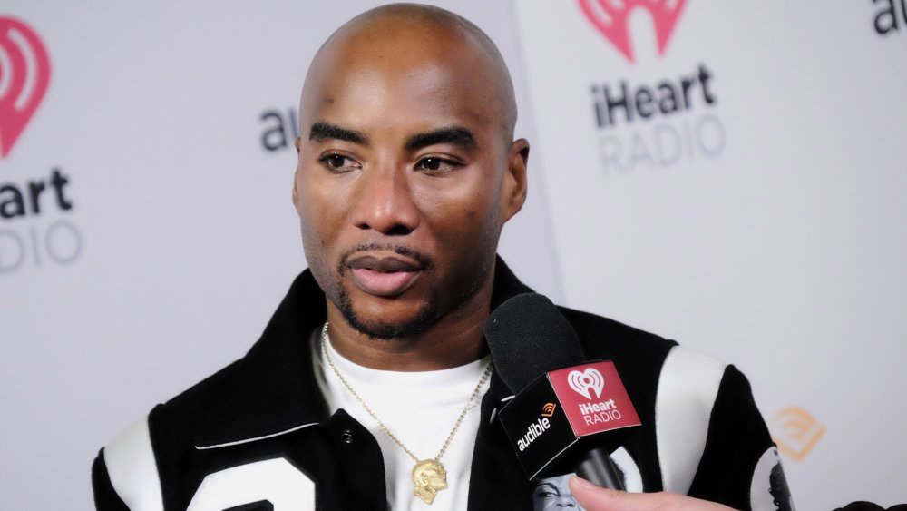 Charlamagne tha God asiste a los Premios iHeartRadio Podcast 2020 en el Teatro iHeartRadio