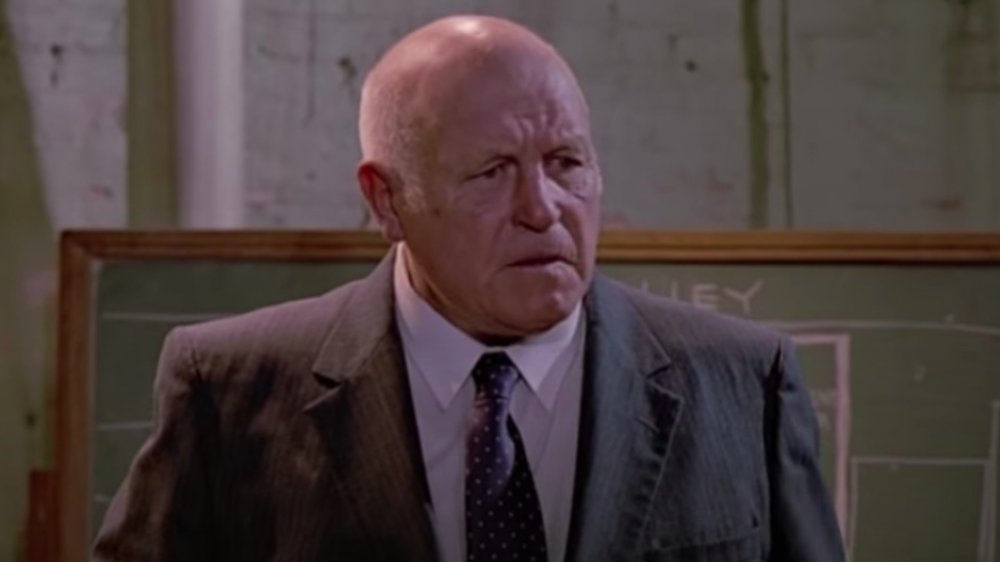 Lawrence Tierney en una escena de Reservoir Dogs 