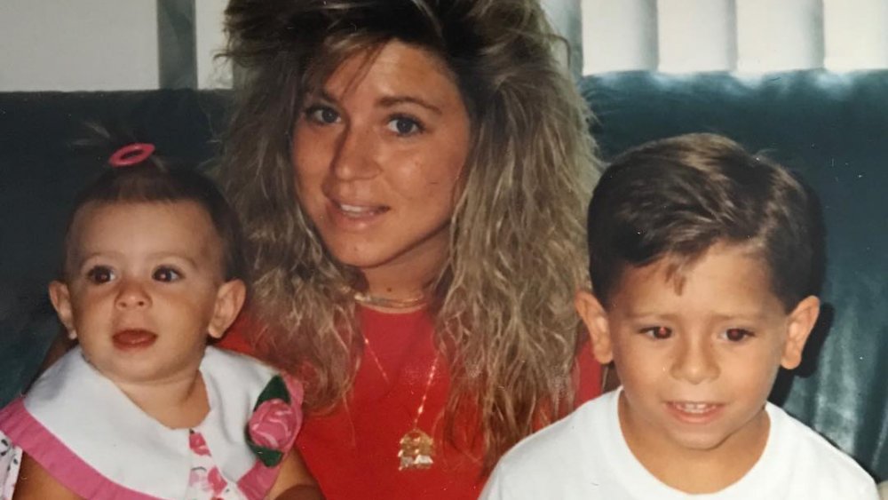 Victoria Caputo, Theresa Caputo y Larry Caputo Jr. en una foto de Instagram