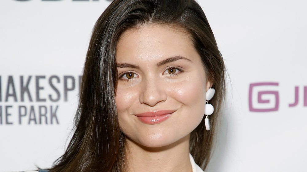 Phillipa Soo asiste a la noche de estreno de 