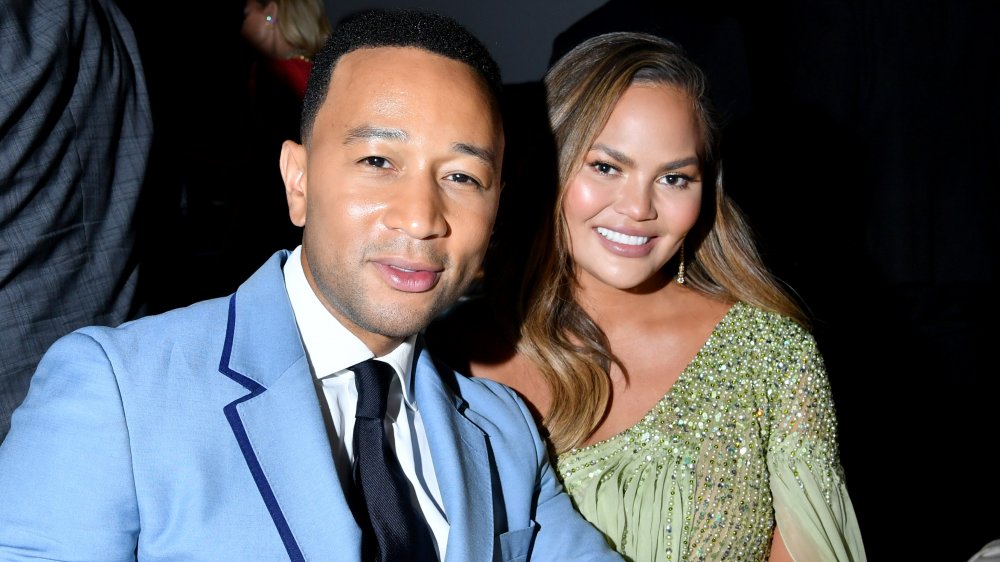 John Legend y Chrissy Teigen asisten a la Gala Baby2Baby 2019 presentada por Paul Mitchell