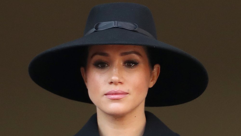 Meghan, duquesa de Sussex asiste al memorial anual del Domingo del Recuerdo en el Cenotafio