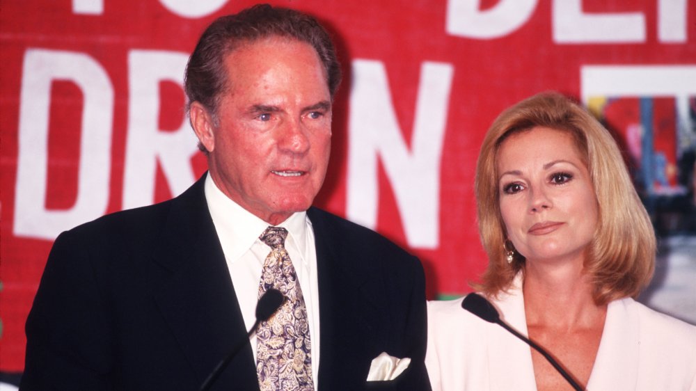 Frank Gifford y Kathie Lee Gifford en la dedicación de Cassidy's Place