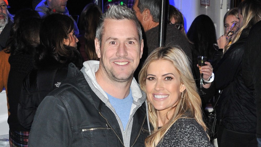 Ant Anstead y Christina Anstead en el 111º Desfile Anual de Navidad de Newport Beach