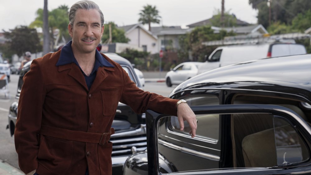 Dylan McDermott en una captura de pantalla de Hollywood de Netflix 