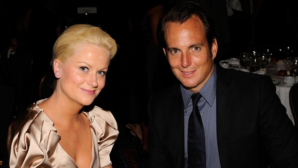 Amy poehler y will arnett en la 34a gala anual de premios gracie AWRT