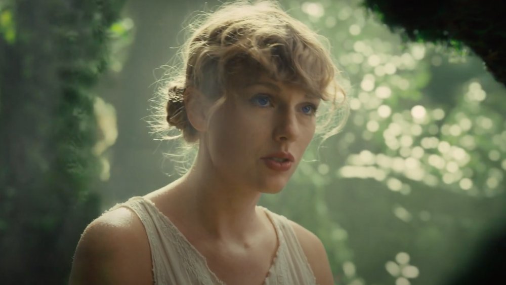 Taylor Swift en "Cárdigan" del folklore