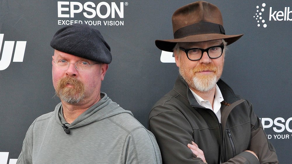 Jamie Hyneman y Adam Savage en el lanzamiento de DJI Evolution Inspire en Treasure Island