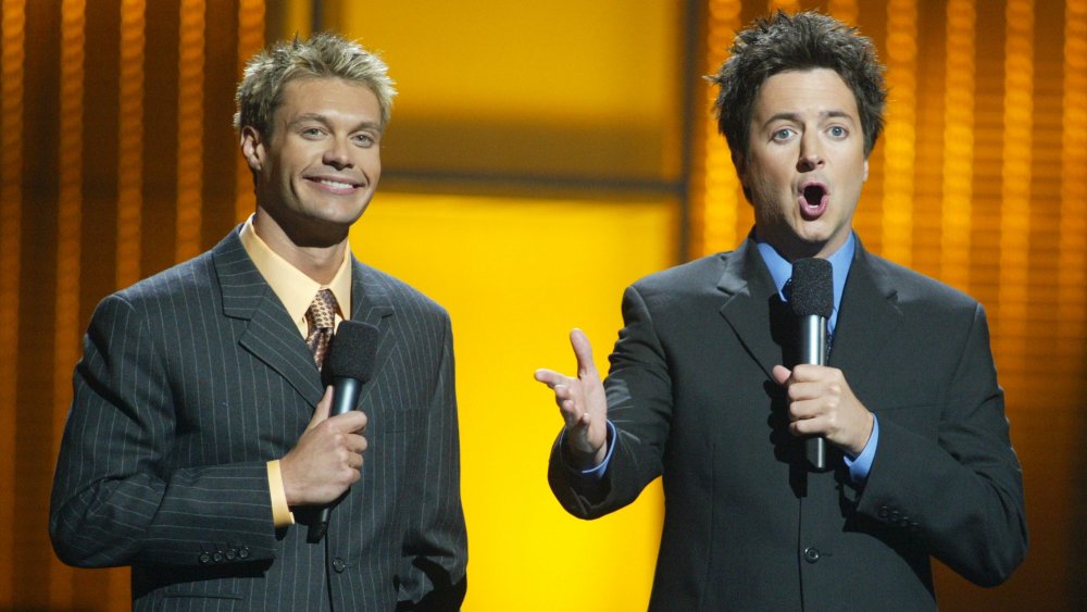 Ryan Seacrest y Brian Dunkleman co-anfitriones de American Idol