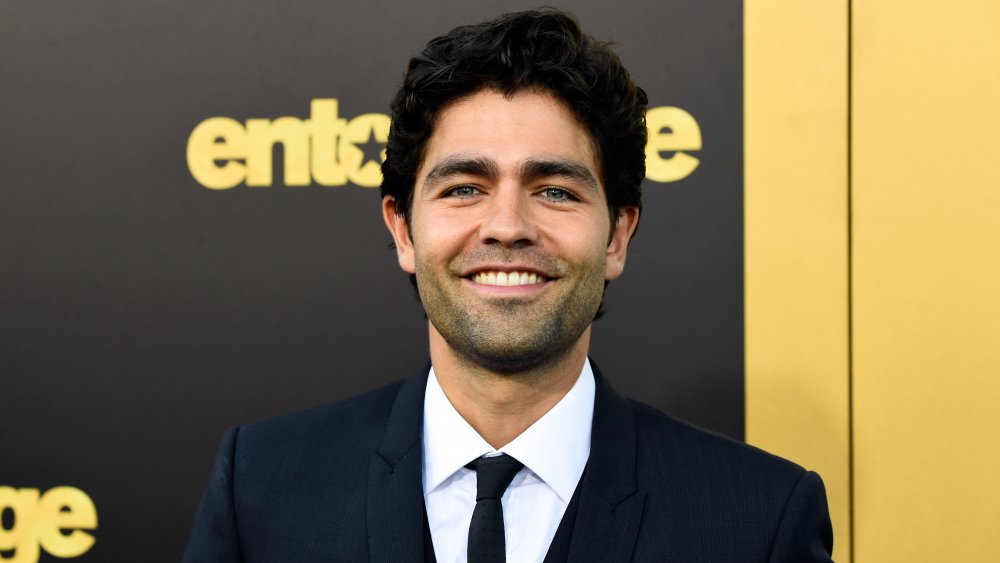 Adrian Grenier en el estreno de Entourage 