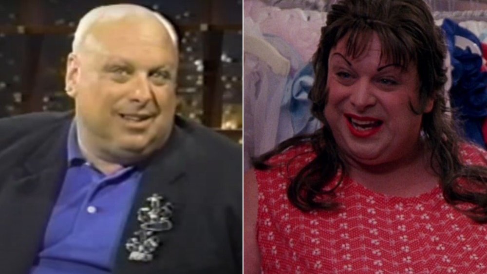 Harris Glenn Milstead en el Late Show, Divine en una escena de Hairspray 