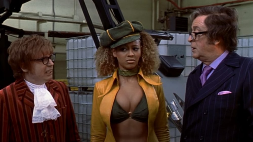 Todavía de Mike Myers, Beyoncé y Michael Caine en Austin Powers en Goldmember