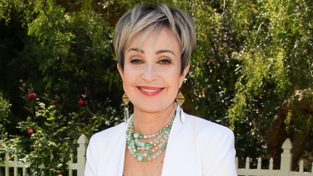 Annie Potts en Hallmark's Home & Family en Universal Studios 