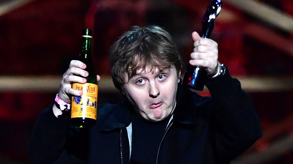 Lewis Capaldi en los Brit Awards 2020 