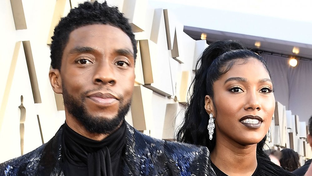 Chadwick Boseman y Taylor Simone Ledward