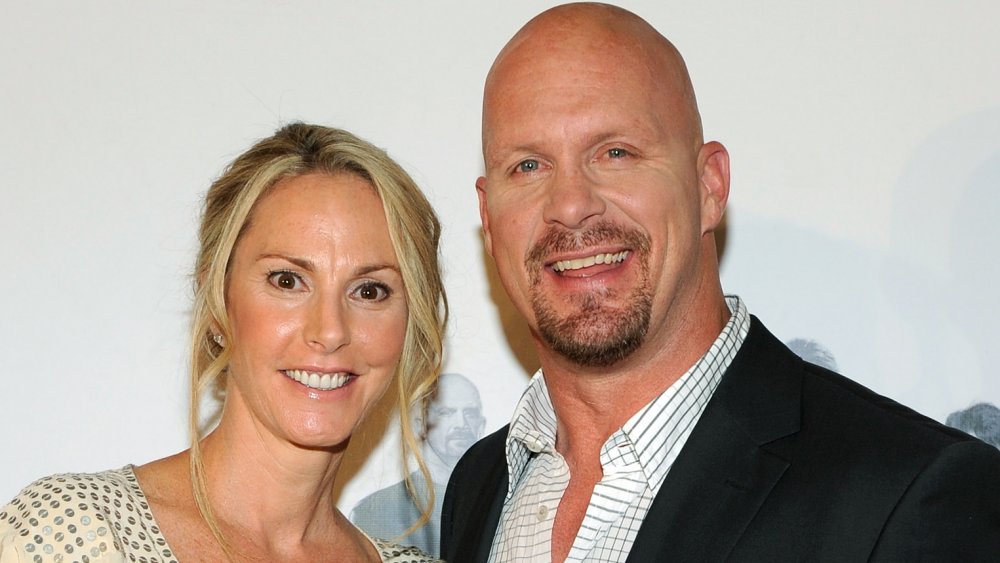 Steve Austin, Kristin Feres