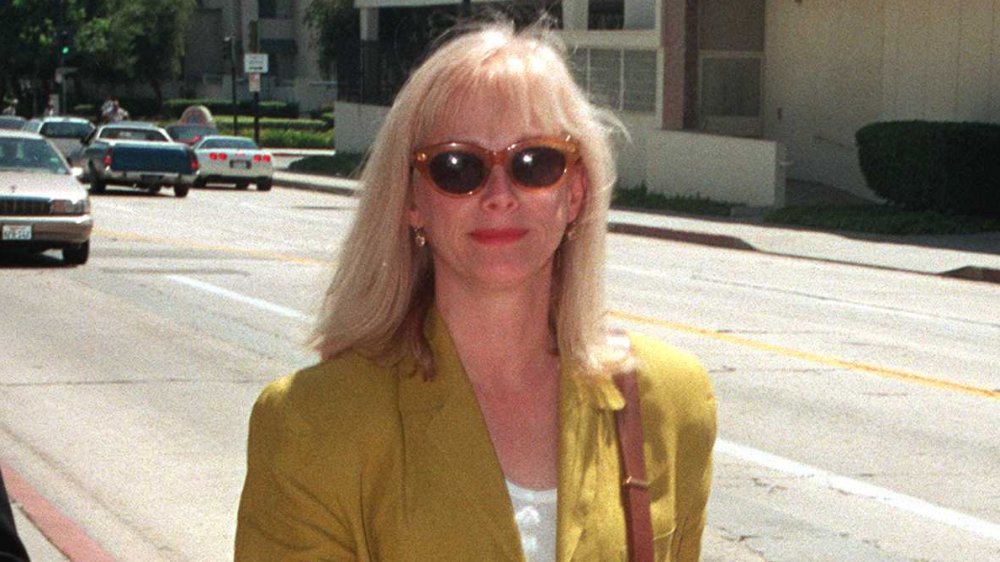 Sondra Locke aparece en la corte en 1996