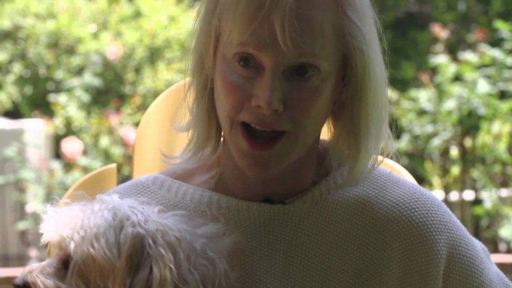 Sondra Locke en Pet Wishes Spa video 