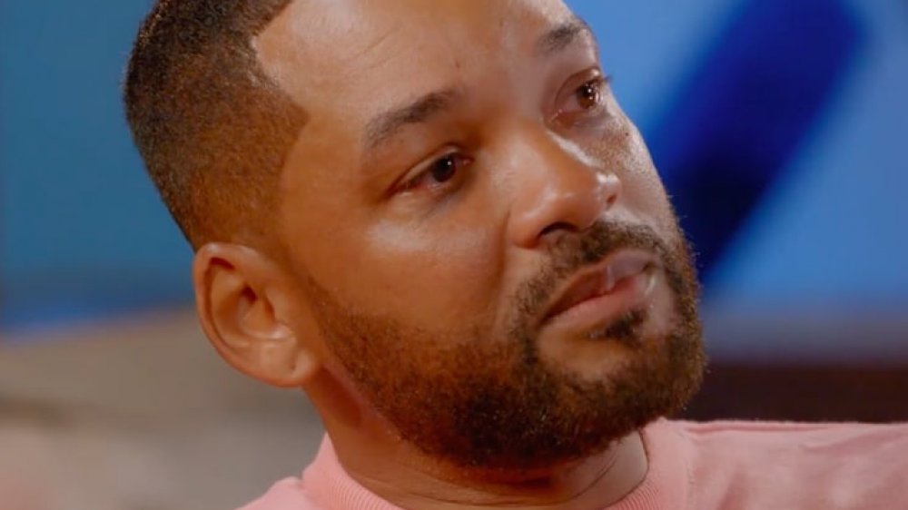 Will Smith llorando durante una entrevista de Red Table Talk 