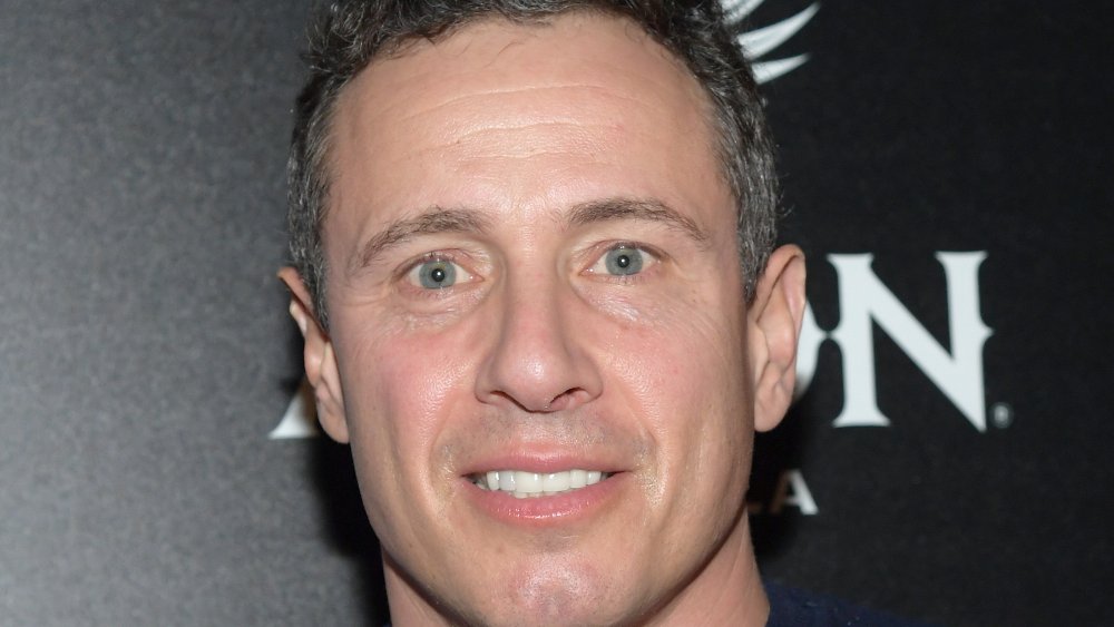 Chris Cuomo, de cerca, sonriendo