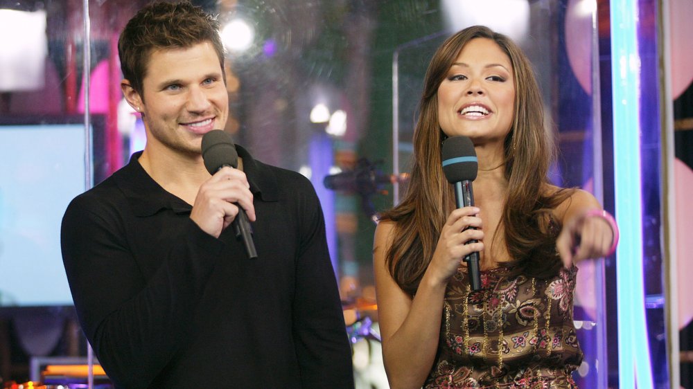 Nick Lachey y Vanessa Minnillo durante Spankin' New Music Week en Total Request Live de MTV en 2003