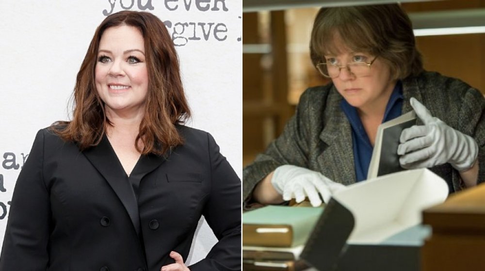 Imagen dividida de Melissa McCarthy en un estreno de 2018, y como Lee Israel en Can You Ever Forgive Me?