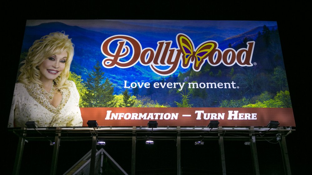 Cartel de Dollywood 