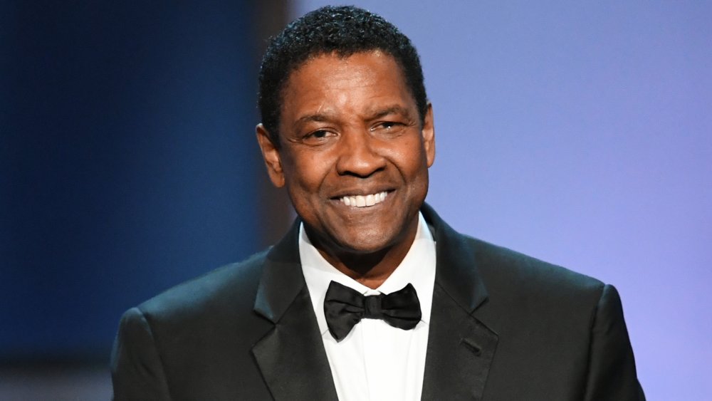 Denzel Washington acepta el premio AFI Life Achievement Award en 2019