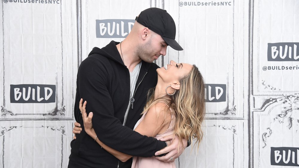 Mike Caussin y Jana Kramer