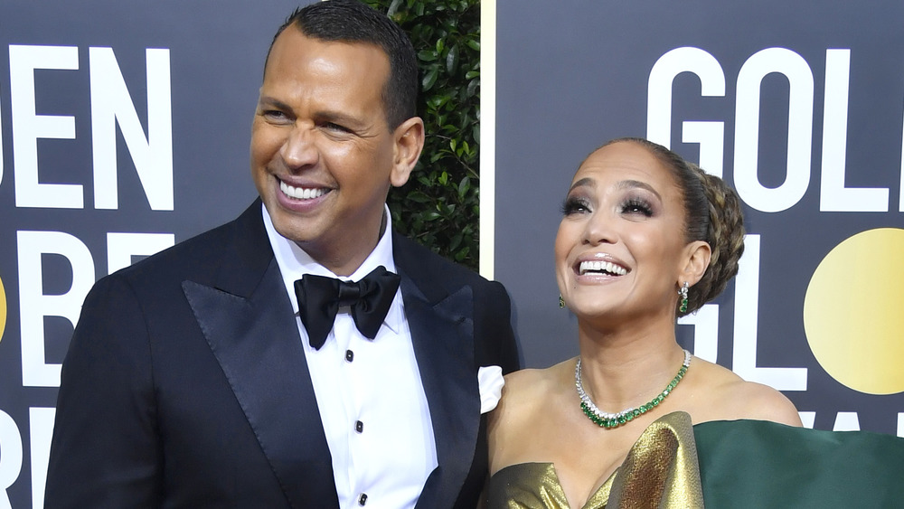 Jennifer Lopez y Alex Rodriguez riendo