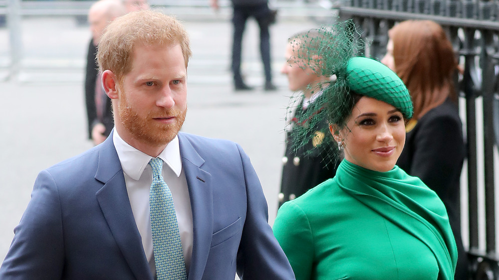 Meghan Markle y el príncipe Harry en un evento