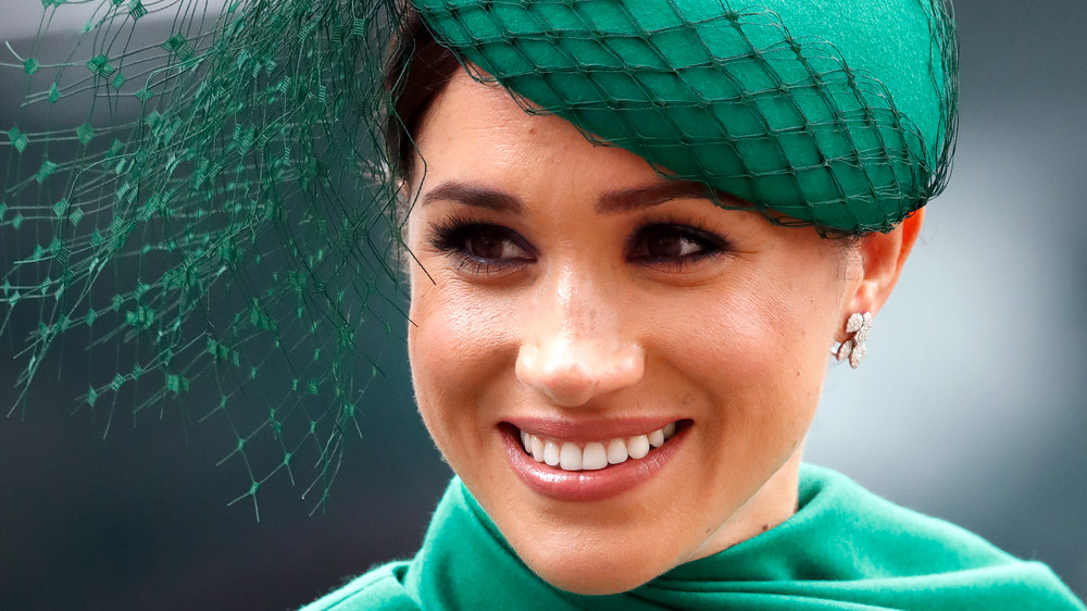 Meghan Markle sonriendo