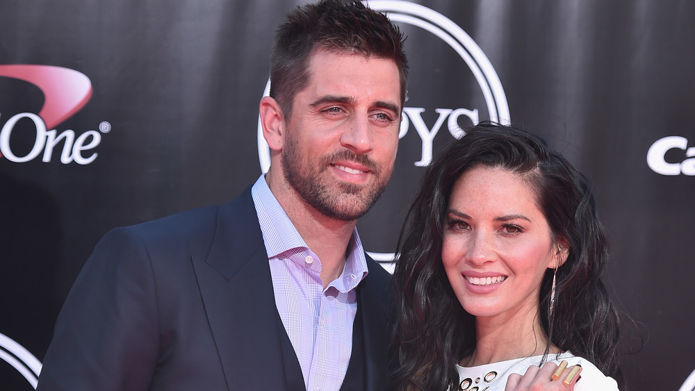 Aaron Rodgers y Olivia Munn en los Premios ESPY 2016