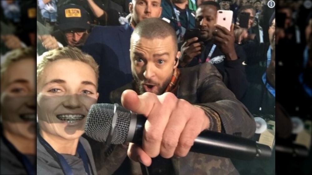 Selfie Kid Ryan McKenna con Justin Timberlake