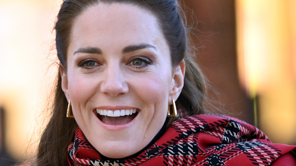 Kate Middleton reacciona en un evento