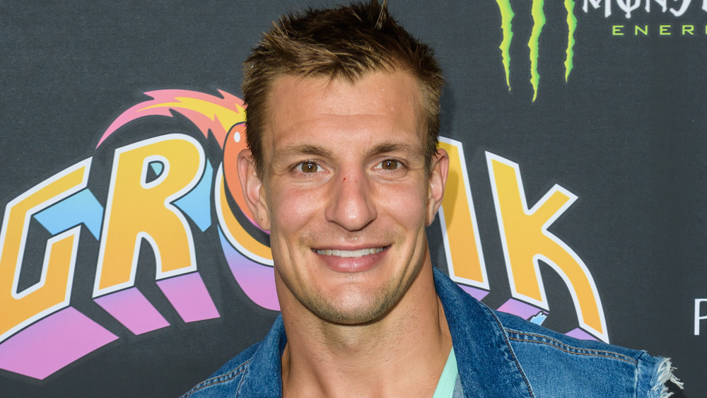 Rob Gronkowski sonriendo  