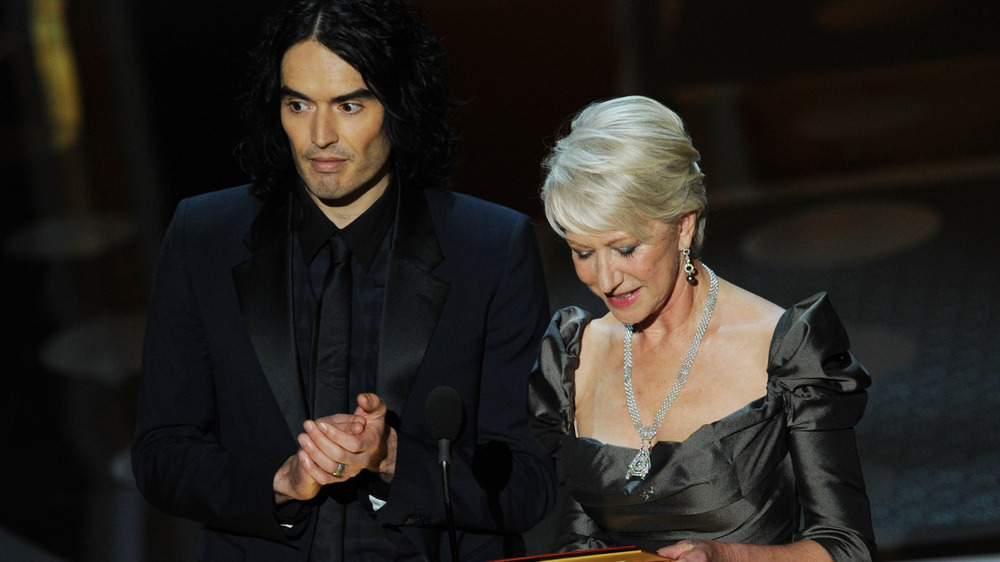 Helen Mirren y Russell Brand