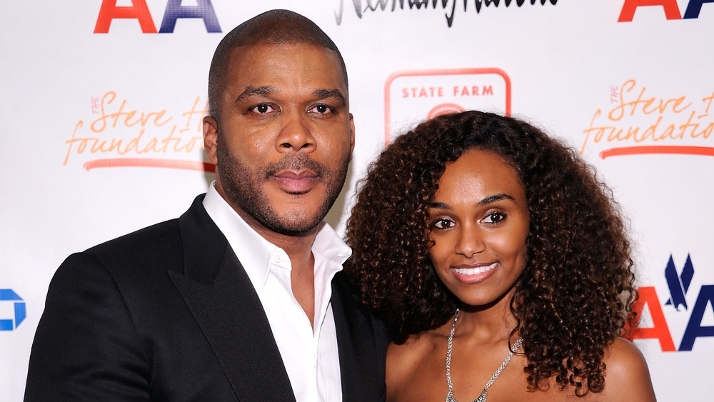   Tyler Perry y Gelila Bekele