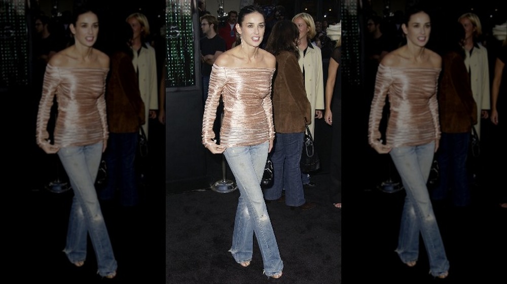 Demi Moore en el estreno de una película en jeans