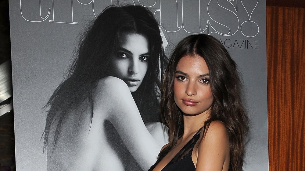 Emily Ratajkowski en una fiesta de la revista Treats en 2012