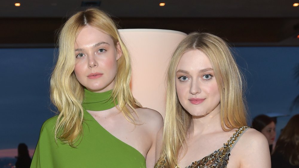 Elle y Dakota Fanning